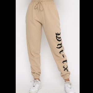 White Fox Boutique Fast Forward Sweatpants M